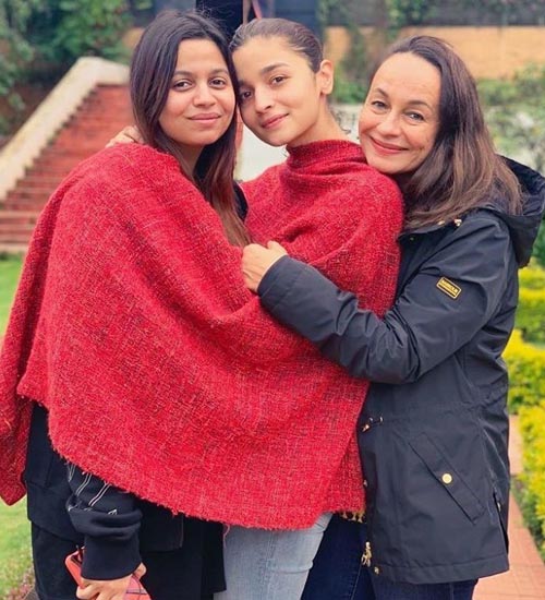 15 Latest Alia Bhatt without Makeup Pictures In 2023