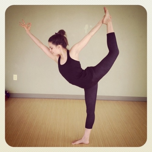 Top 9 Leg Stretching Exercises | I Fashion Styles