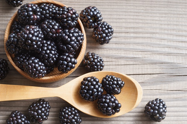 Top 9 Diet Foods To Eat For Skin Clearing &amp; Glowing