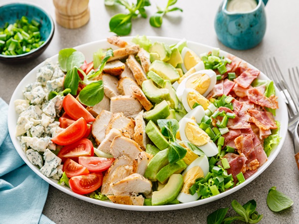 15 Most Famous and Tastiest Types of Salads to Try!