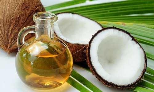 8 Natural Treatments for Cracked Mouth Corners (Angular Cheilitis)