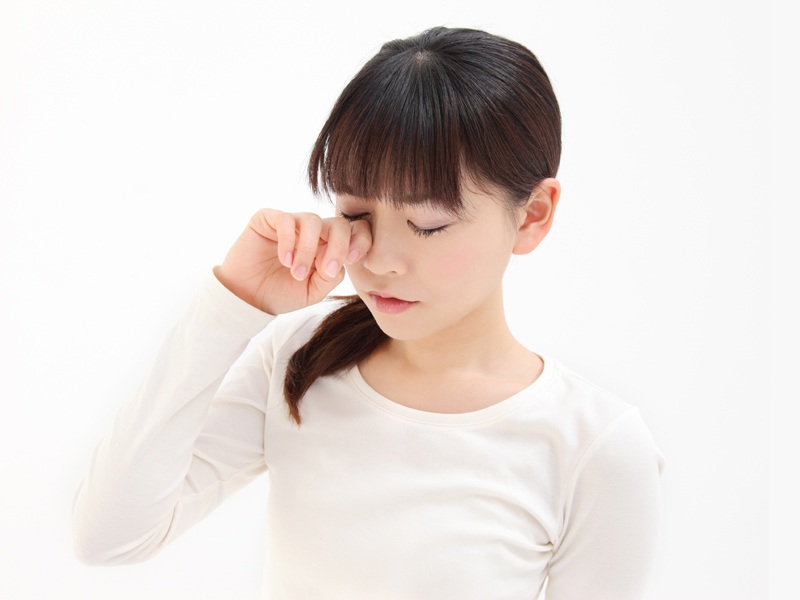 Itchy Eyes: Causes, Symptoms and Home Remedies