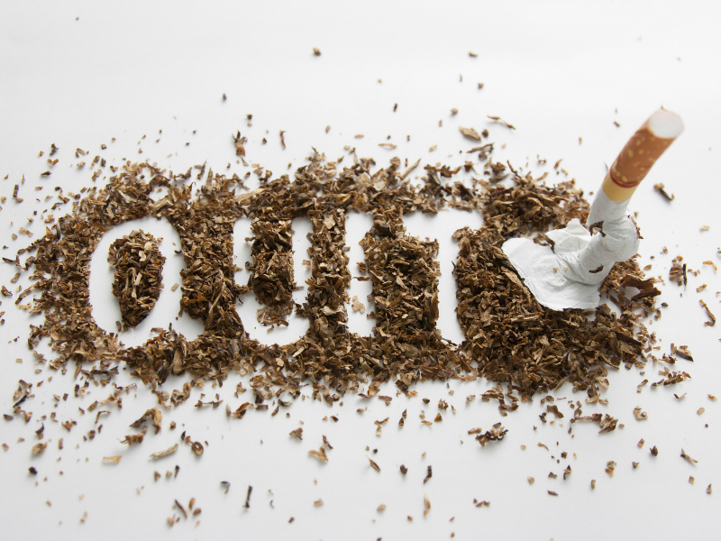 How to Quit Smoking Easily with Natural Methods (Top 12)