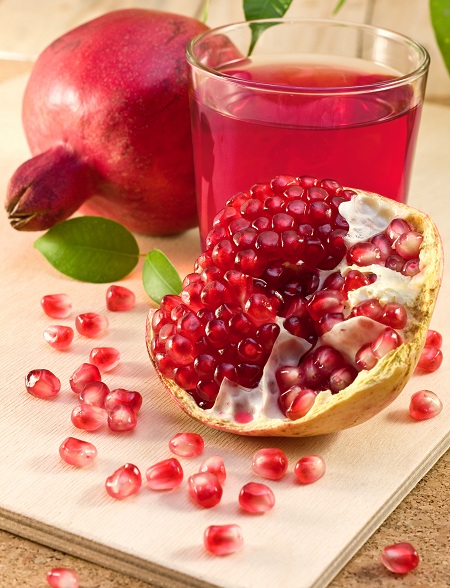 Top 15 Pomegranate Benefits (Anar) for Skin, Hair &amp; Health