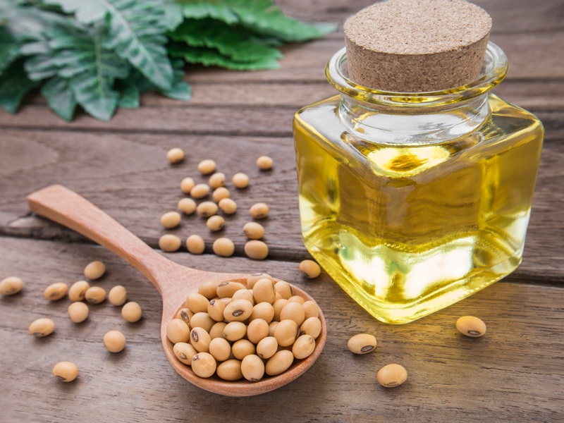 10 Best Soybean Oil Benefits For Skin, Hair &amp; Health