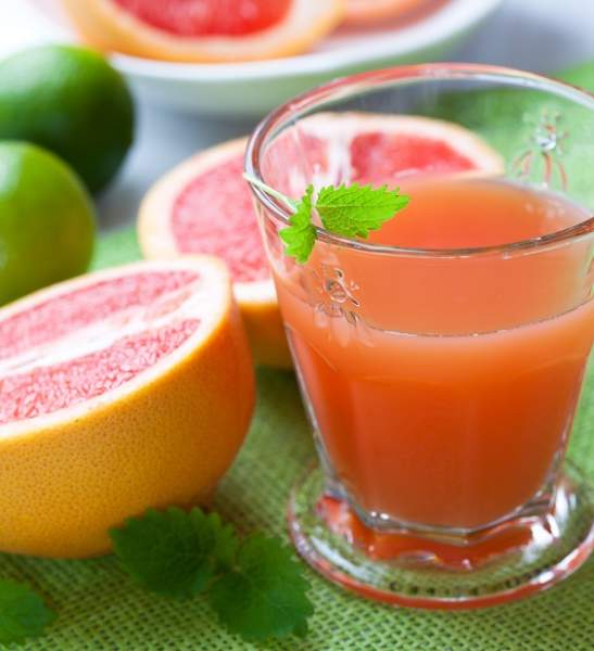 17 Best Grapefruit Benefits (Chakotra) For Health, Hair &amp; Skin !