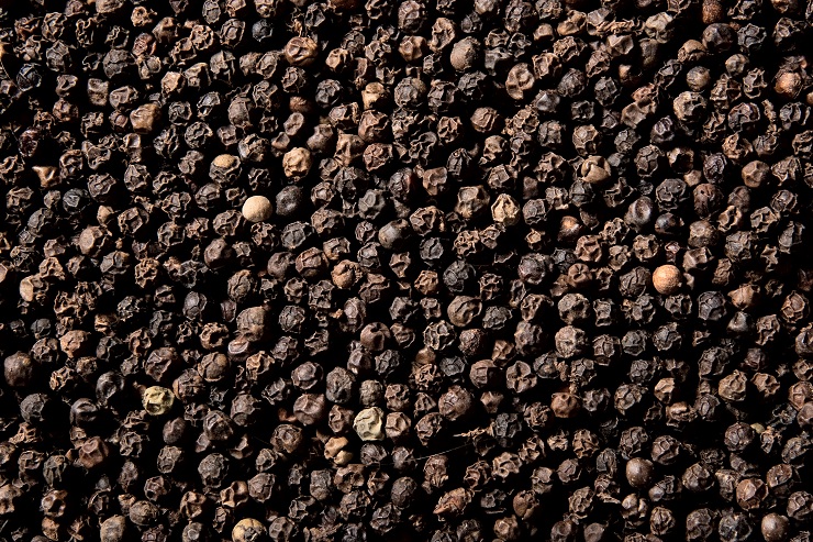19 Amazing Black Pepper Benefits For Skin, Hair &amp; Health !