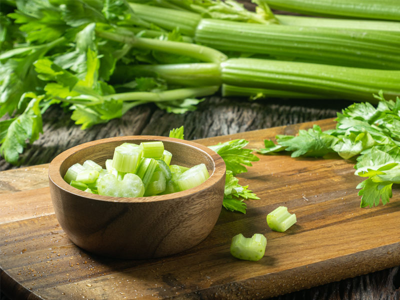17 Amazing Benefits Of Celery For Skin, Hair &amp; Health