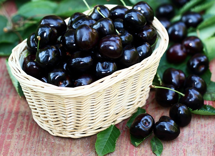20 Science Proven Black Cherry Benefits For Skin, Hair &amp; Health