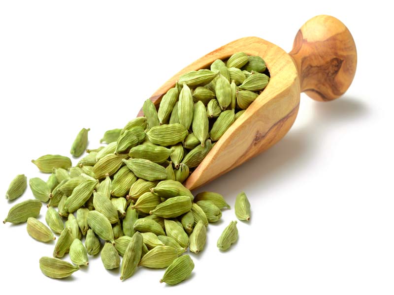 22 Science Proven Cardamom Benefits For Skin, Hair &amp; Health