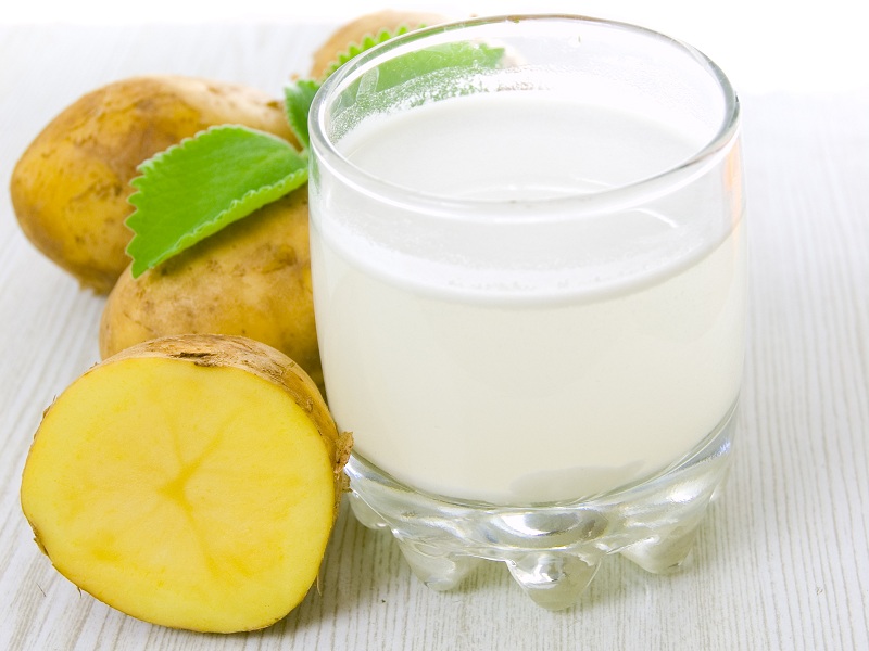 25 Wonderful Potato Juice Benefits For Skin, Hair &amp; Health !