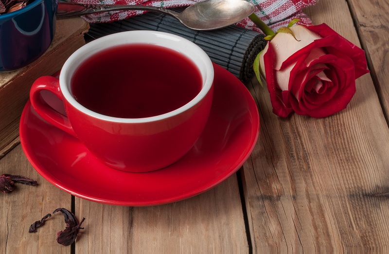 10 Best Rose Tea Benefits + Preparation, Dosage &amp; Side Effects