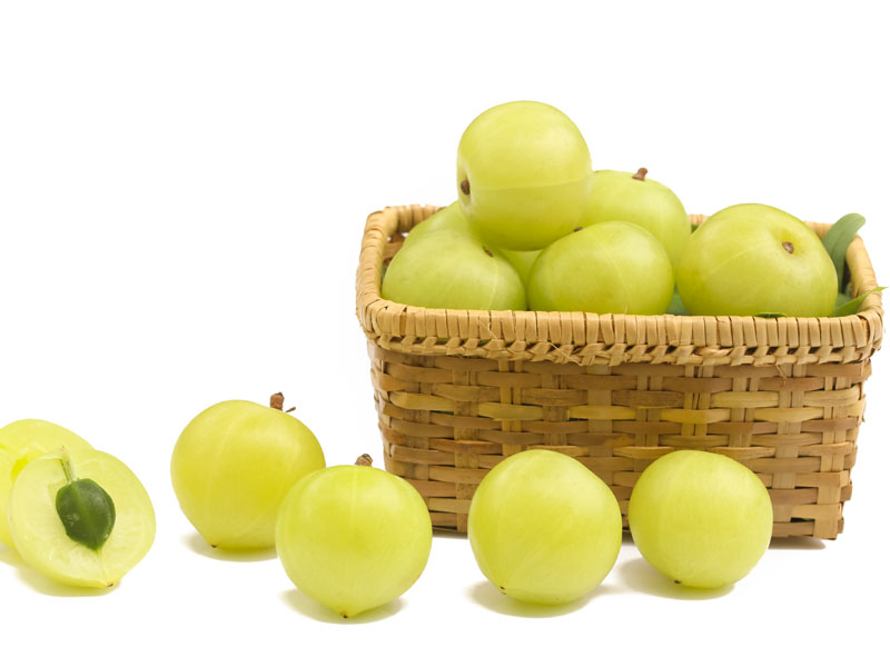 Top 15 Benefits of Amla (Indian Gooseberry) for Skin, Hair and Health