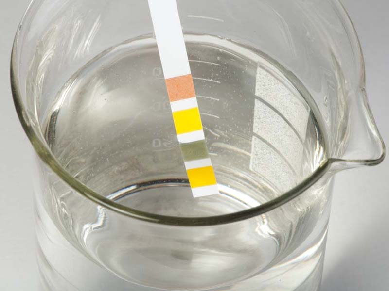 15 Best Alkaline Water Benefits For Skin, Hair &amp; Health