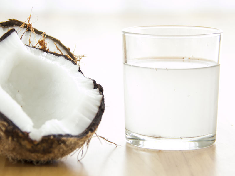 Top 25 Health Benefits Of Coconut Water (Nariyal Pani)