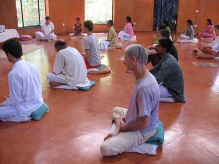 Steps to Practice Vipassana Meditation Technique | I Fashion Styles