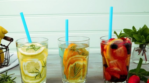 Try These 15 Delicious Detox Water Recipes to Lose Weight