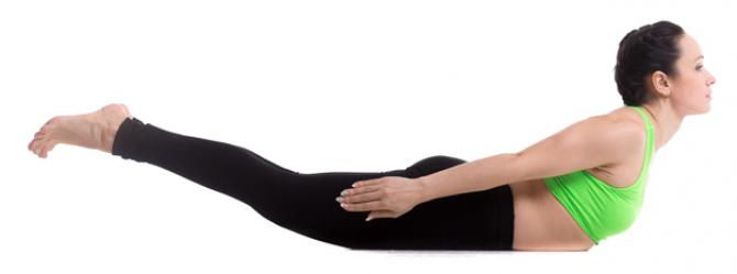 7 Best Yoga Asanas To Treat Scoliosis | I Fashion Styles