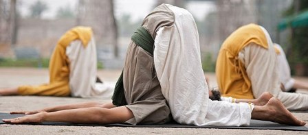 Isha Yoga Asanas and its Benefits | I Fashion Styles