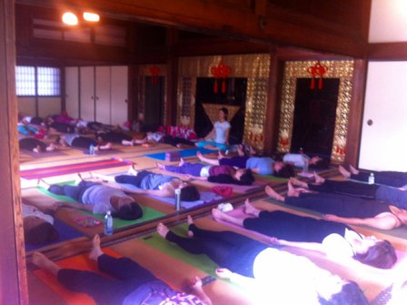 Principles and Benefits Of Triyoga | I Fashion Styles