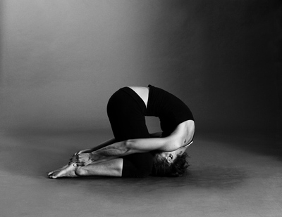 10 Hot Yoga Poses and its Benefits | I Fashion Styles