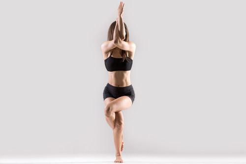 12 Best Yoga Asanas for Quick Relief from Shoulder Pain and Neck Pain