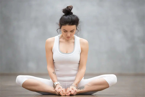 Yoga for Irregular Periods - 12 Best Yogasanas to Get Regular Periods