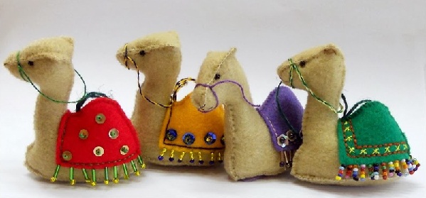 9 Best &amp; Easy Camel Craft Making Ideas for Children with Images!