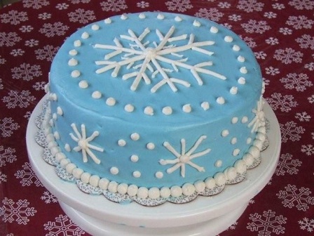 9 Easy Snowflake Craft Activities for Kids and Adults