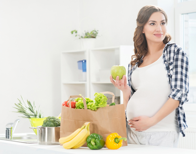 Amazing Benefits of Eating Apple During Pregnancy
