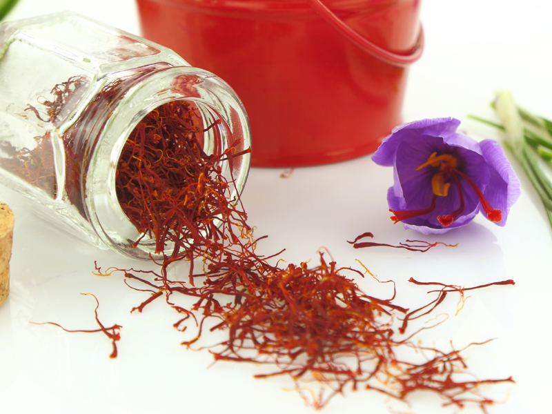 Saffron (Kesar) During Pregnancy: Benefits, Dosage, Myths &amp; More