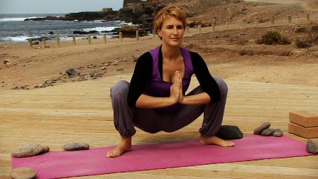 25 Safe and Best Yoga Asanas During Pregnancy