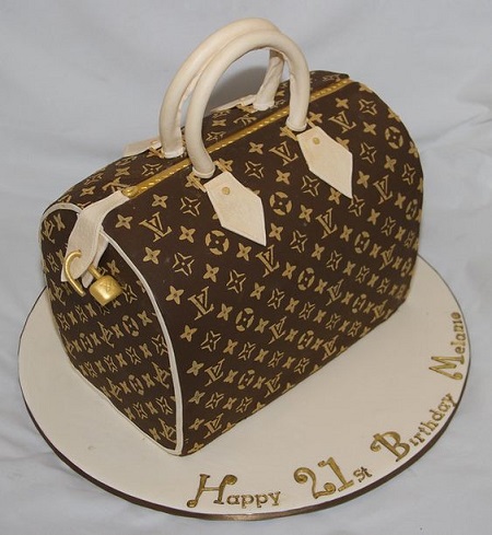 20+ Beautiful Birthday Cake Designs For Ladies 2025