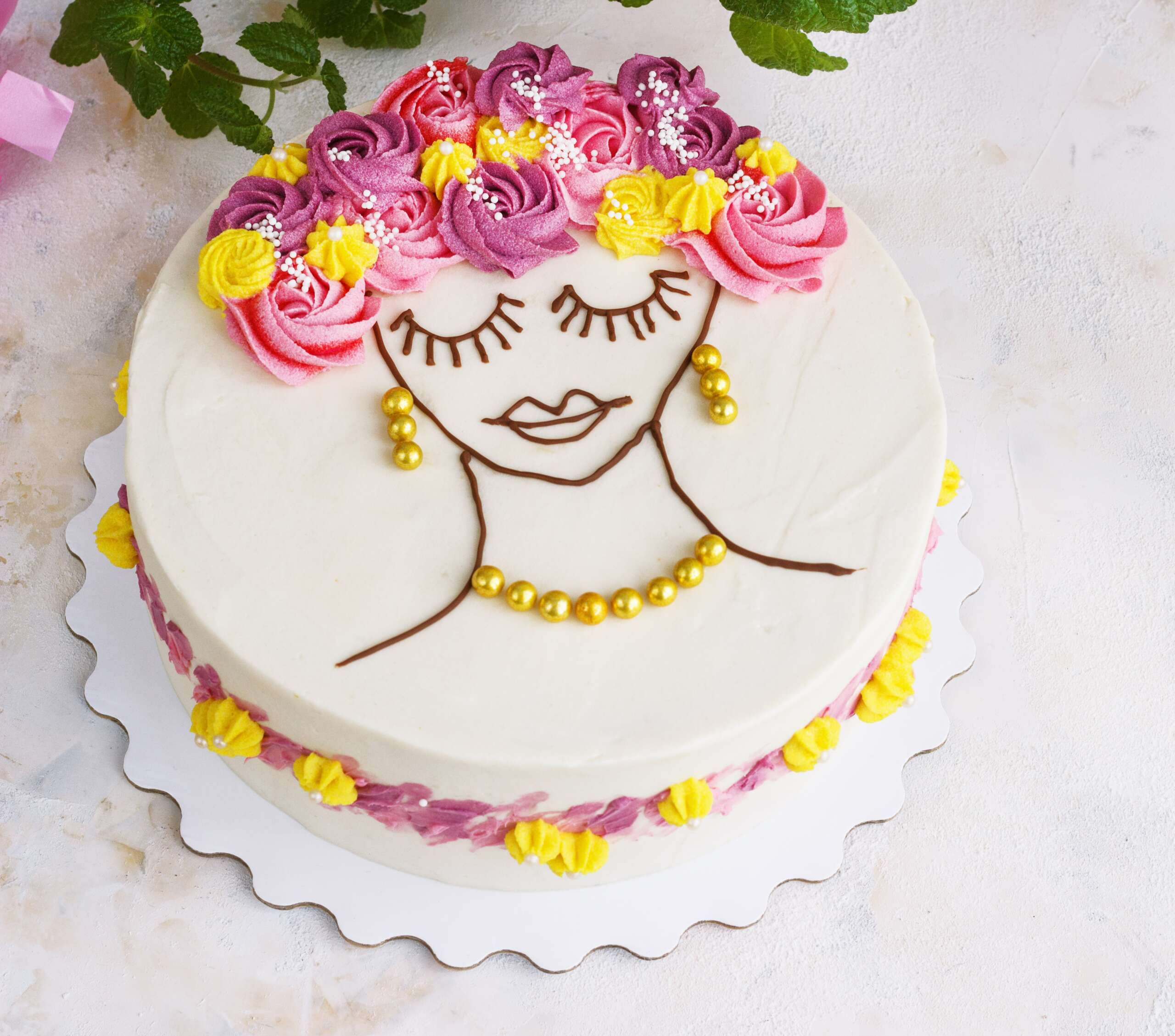 20+ Beautiful Birthday Cake Designs For Ladies 2025