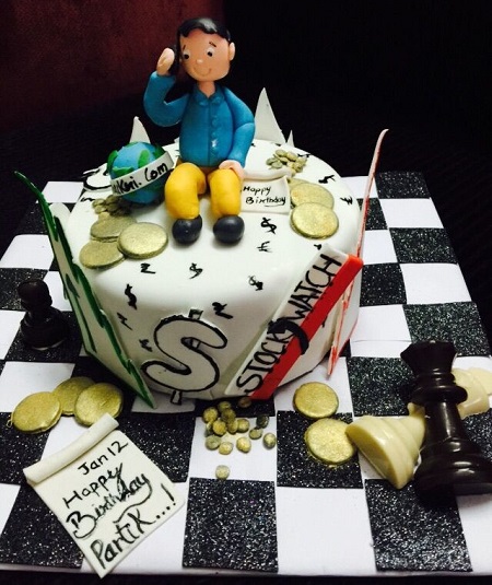 20+ Impressive Birthday Cake Designs For Men 2025