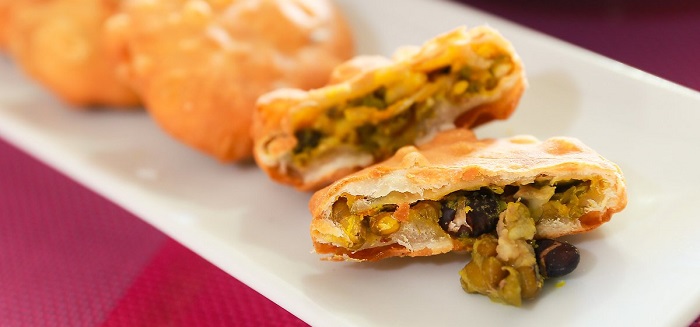 15 Special Indian Street Food Names with Pics