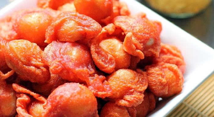 Street Foods in the Philippines: 12 Filipino Street Foods you Should Try!