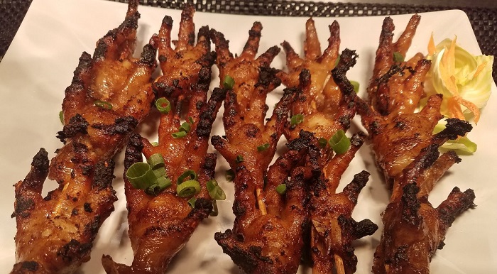 Street Foods in the Philippines: 12 Filipino Street Foods you Should Try!