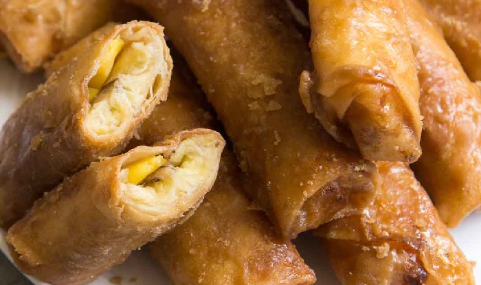 Street Foods in the Philippines: 12 Filipino Street Foods you Should Try!