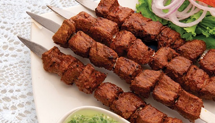 Top 10 Street Foods in Jaipur That Will Make You Drool | I Fashion Styles