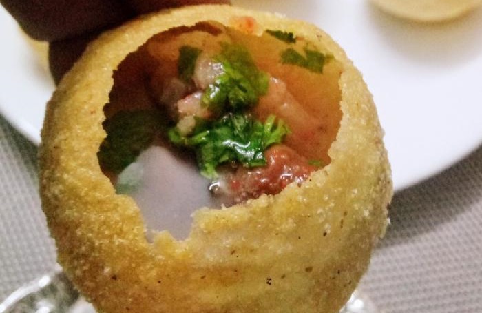 Street foods in Kolkata: Top 10 Lip-Smacking Dishes for you to Try