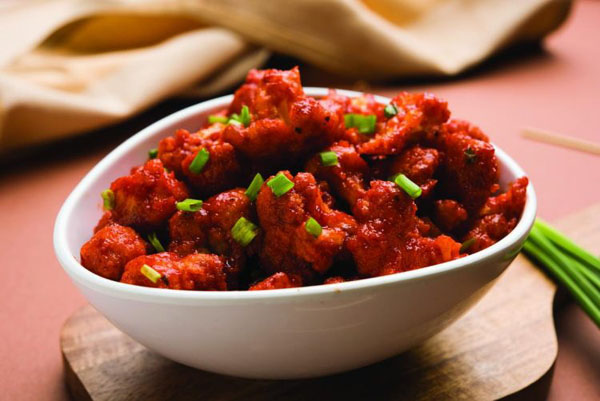 12 Delicious Street Foods in Pune: Famous Places to Visit!