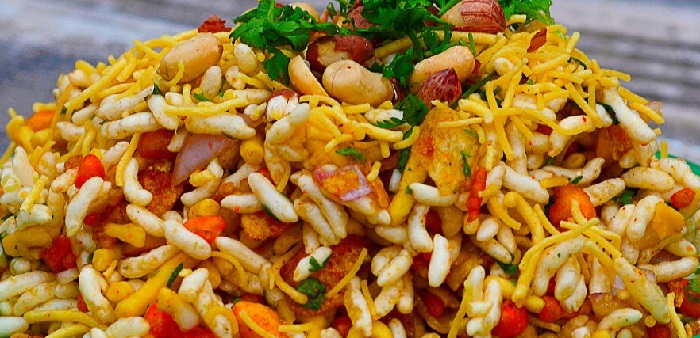 Street Foods in Mumbai: Top 10 Delicious Cuisines you Must Try