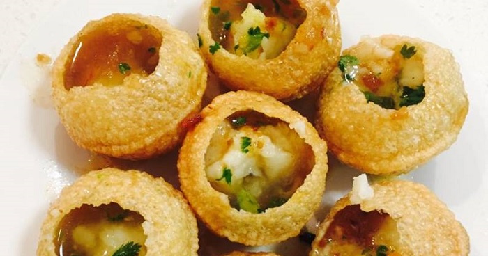 Street Foods in Mumbai: Top 10 Delicious Cuisines you Must Try