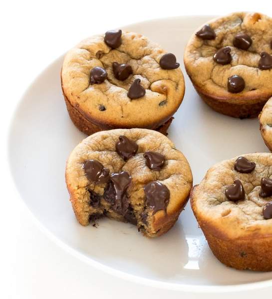 25 Best &amp; Healthy High Protein Snacks Available In India