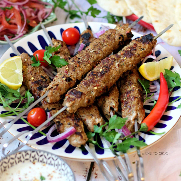 12 Best Street Foods to Try in Paris as a Wanderlust