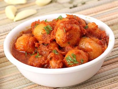 Gujarati Cuisines: 9 Famous Gujarati Food in Ahmedabad