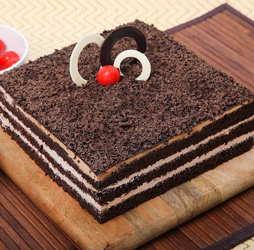 20 Modern Black Forest Cake Designs With Images 2024