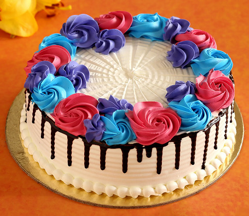 20 Modern Black Forest Cake Designs With Images 2024