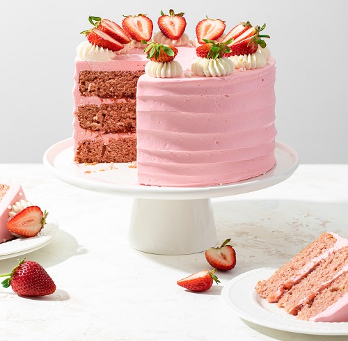 20 Unique Strawberry Cake Designs With Images In 2024